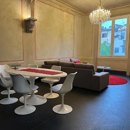 Appartement Next To The Cathedral Duomo Florence